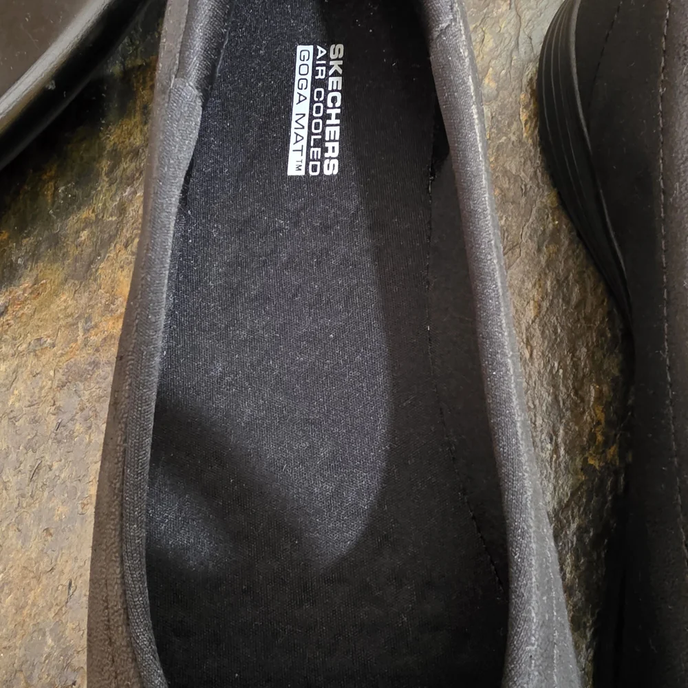 NWOB. Skechers On-the-GO Dreamy-Upscale Slip-On Shoes. Sz 9 - Picture 5 of 8